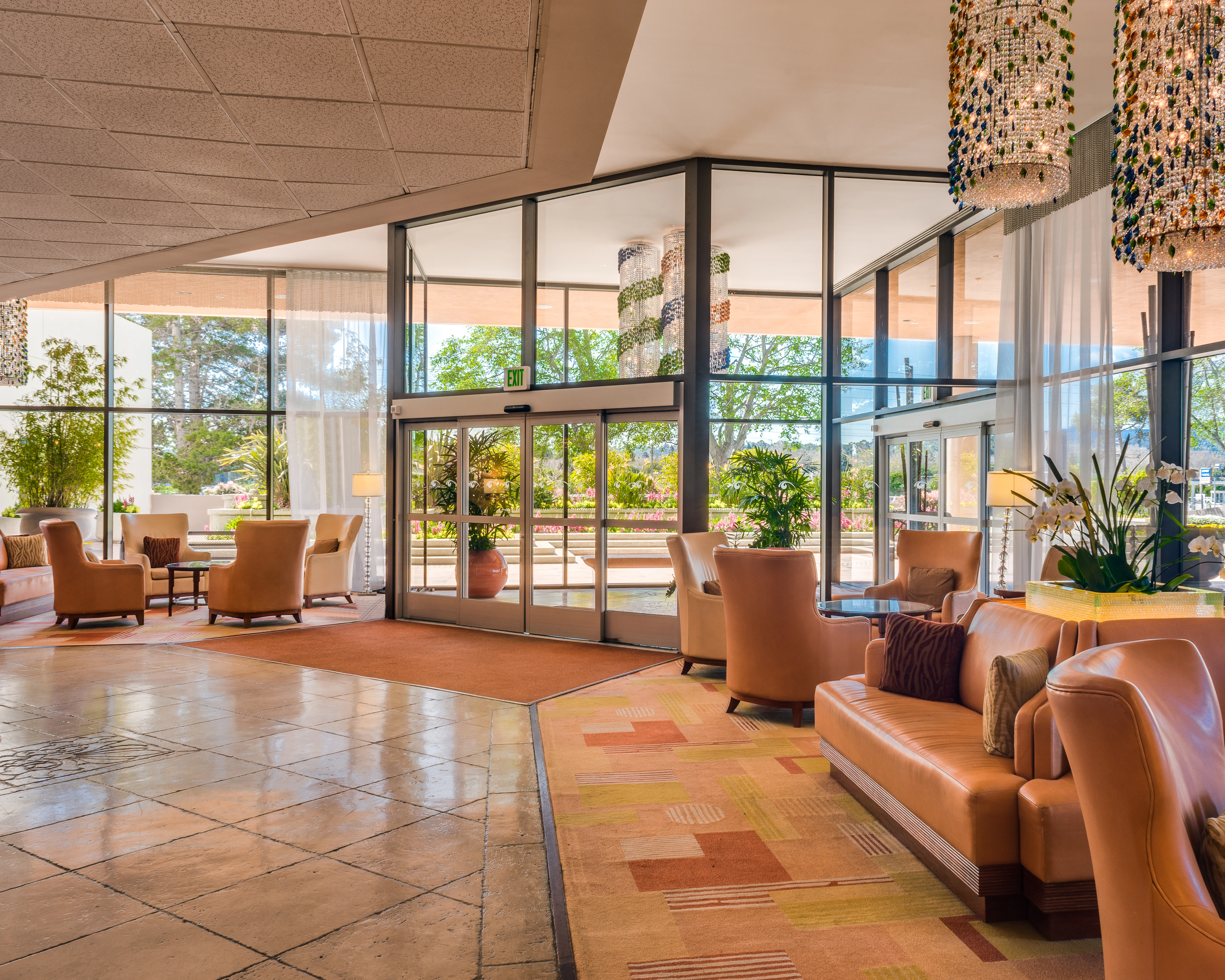 Hilton-San-Francisco-Airport-Bayfront-LARGE_Lobby-5